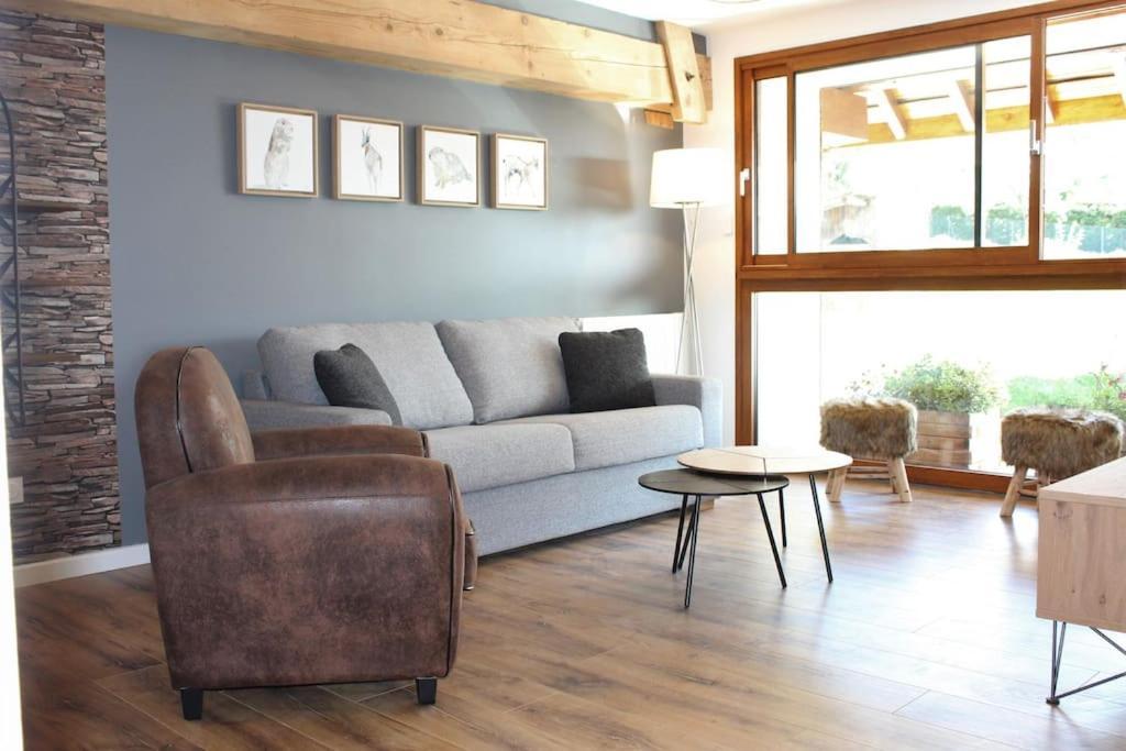 Appartamento T4 Meuble De 105M2 Axe Annecy-Geneve Saint-Martin-Bellevue Esterno foto